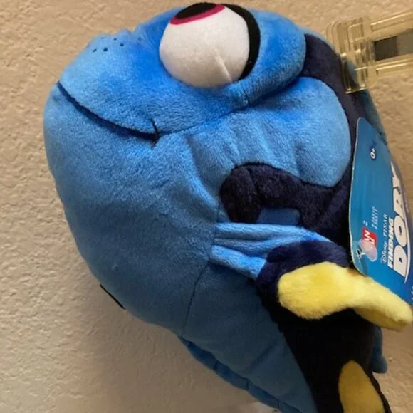 DISNEY "PIXAR" FINDING DORY DISNEY PARKS STUFFED ANIMAL BLUE PLUSH SOFT NOS NWT - Picture 7 of 8